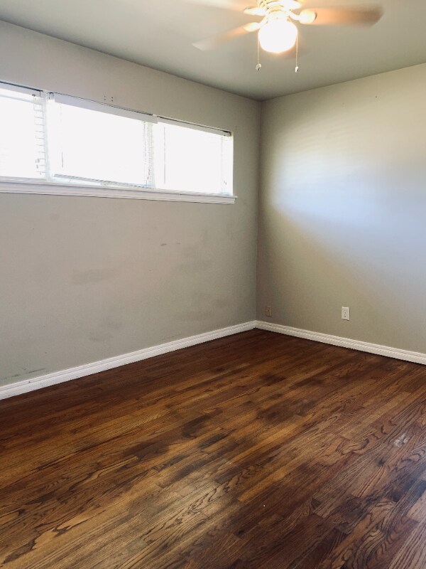 Building Photo - 3036 NW 71st St