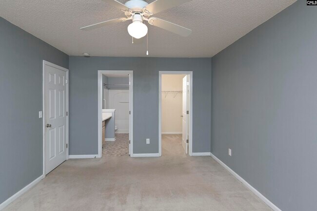 Building Photo - 224 Star Hill Ln