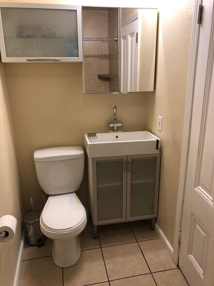 Bathroom - 145 N 5th Street