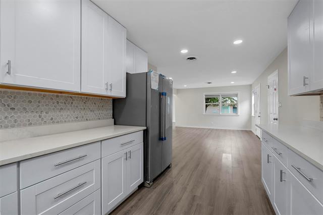 Building Photo - 8048 Woodvale Rd