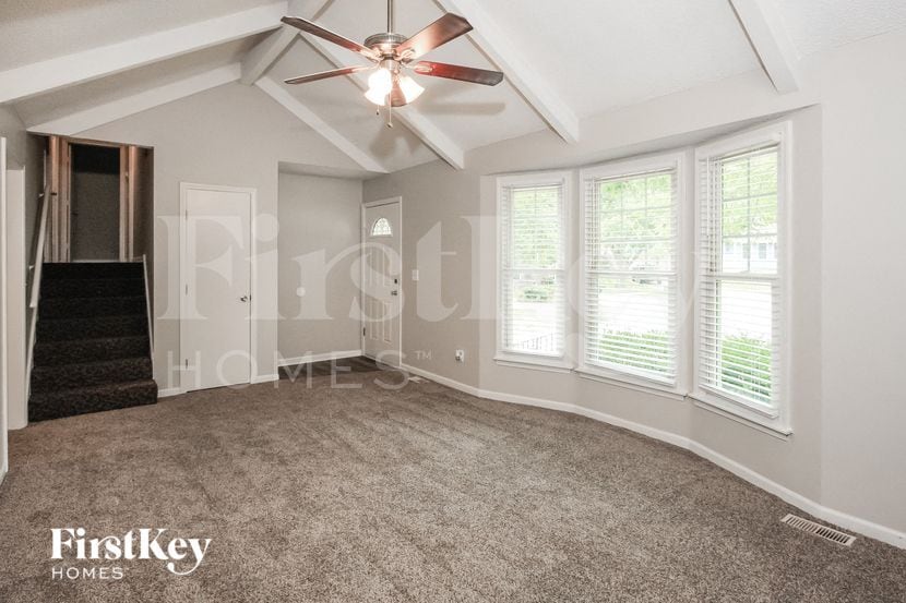 Building Photo - 7918 NW 85th Terrace