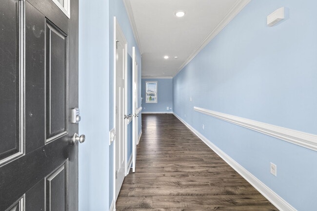 Building Photo - 5214 Whirlaway Ln