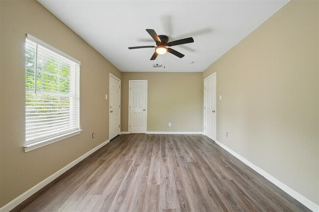 Building Photo - 3615 Seabrook St