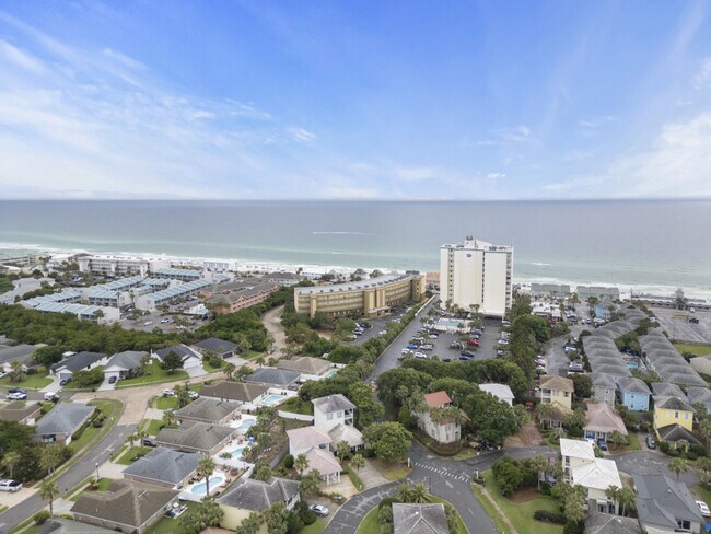 Building Photo - 9 Amber Cove