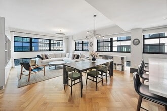 Building Photo - 51 Jay St