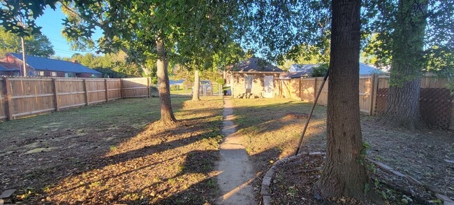 Building Photo - 1301 13th St