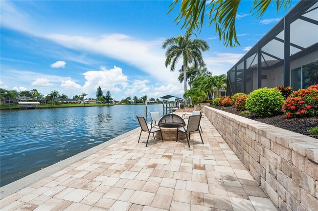 Building Photo - Waterfront home in South Gulf Cove.