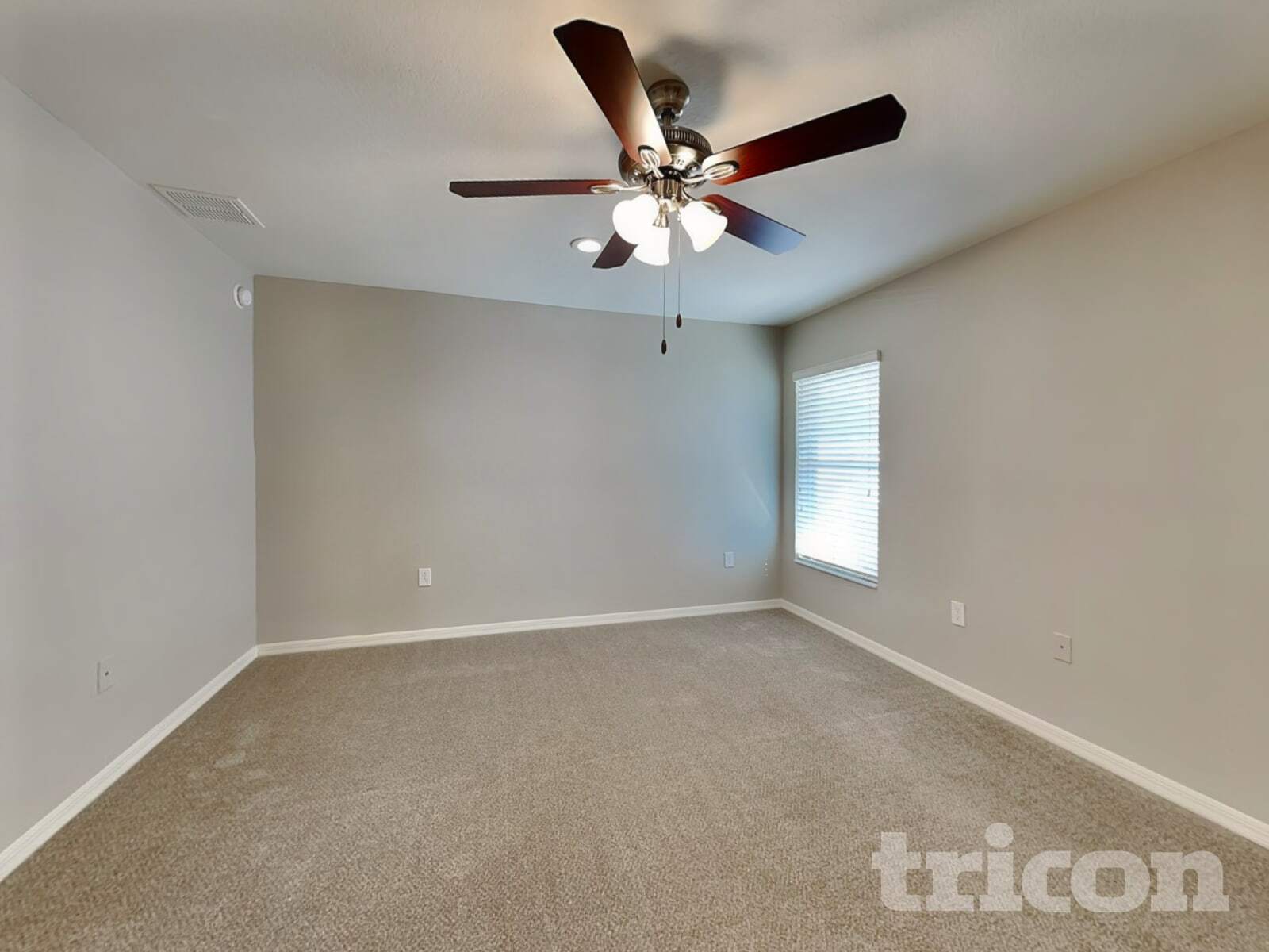 Building Photo - 1920 Bretton Ridge Dr