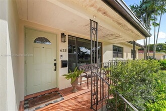 Building Photo - 6331 SW 18th St