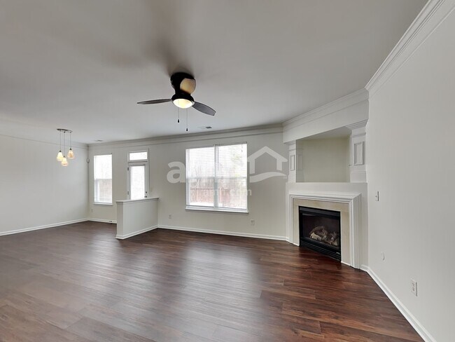 Building Photo - 2111 Less Traveled Trail