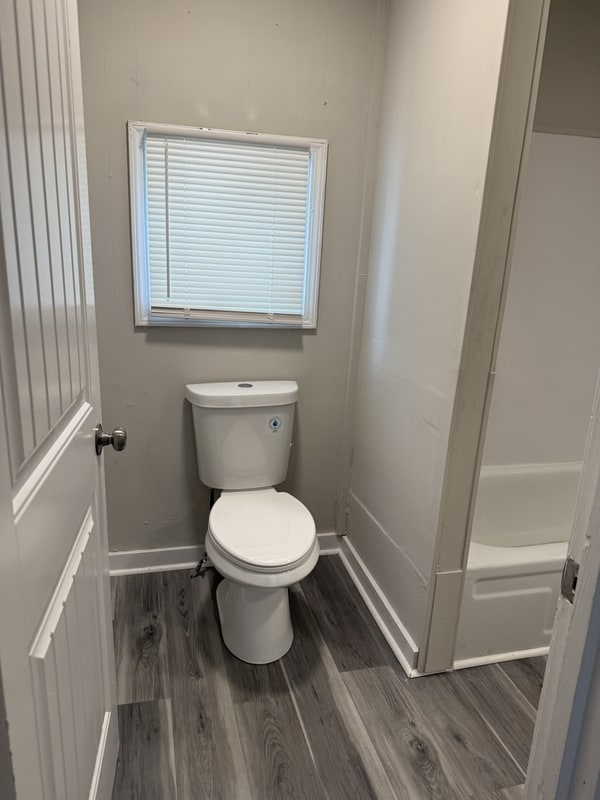 Building Photo - 205 Cato St