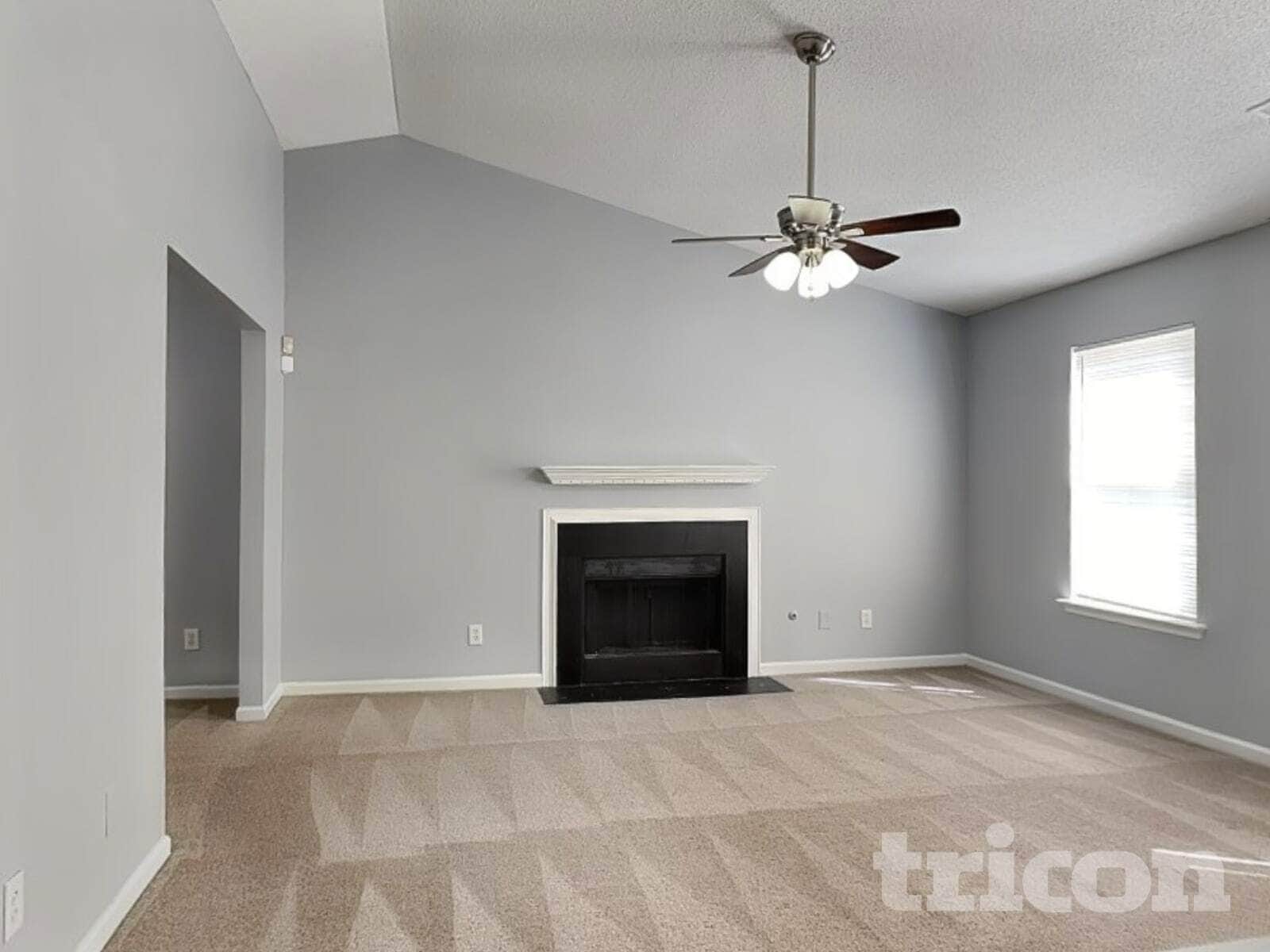 Building Photo - 245 Longview Dr