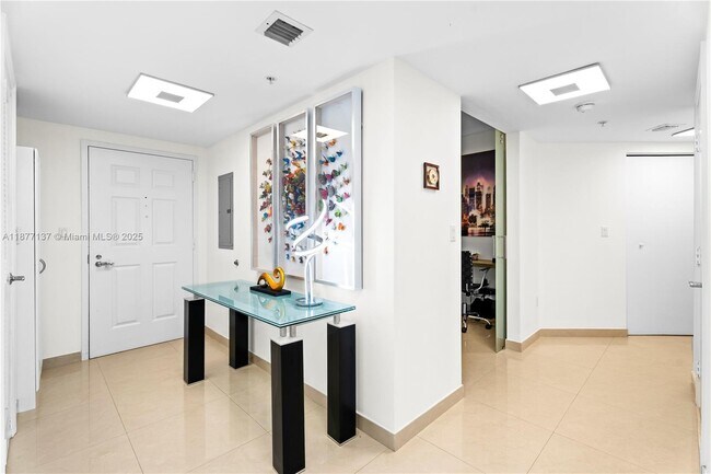 Building Photo - 16699 Collins Ave