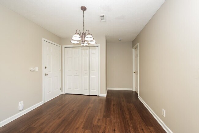 Building Photo - 6404 Wildgrove Dr