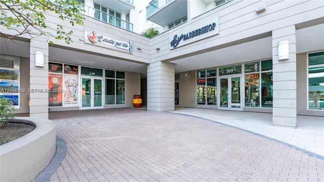 Building Photo - 7875 NW 107th Ave