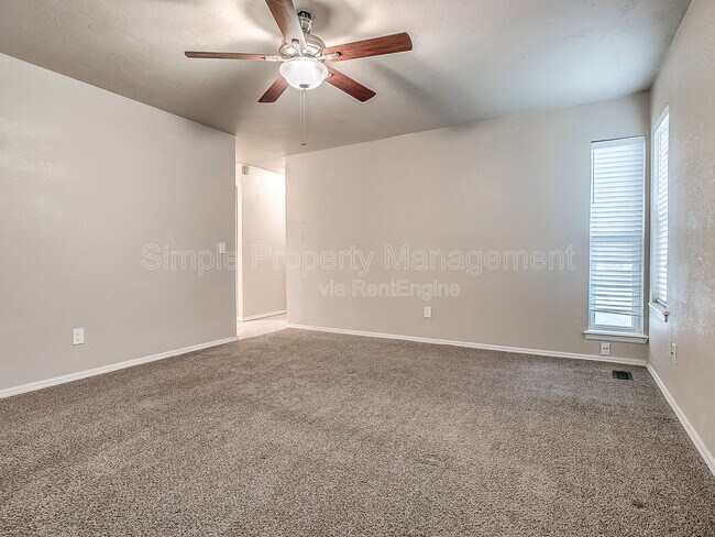 Building Photo - 10824 Admiral Dr
