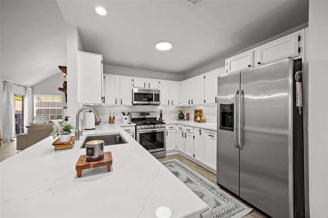 Building Photo - 10518 Sand Pass Ln