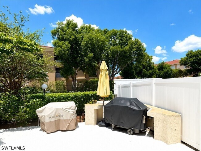 Building Photo - 1517 SW 51st Ln