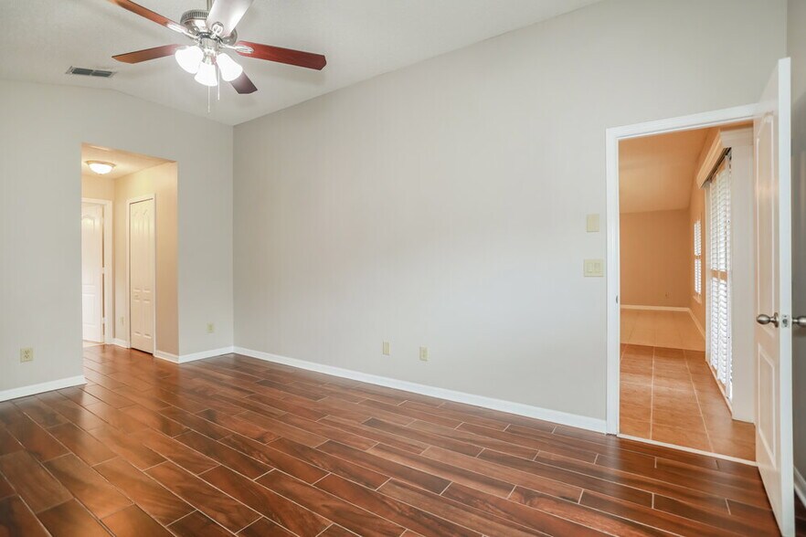 Building Photo - 1597 Austin Ln