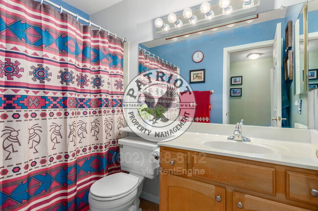 Building Photo - 9708 E Vía Linda