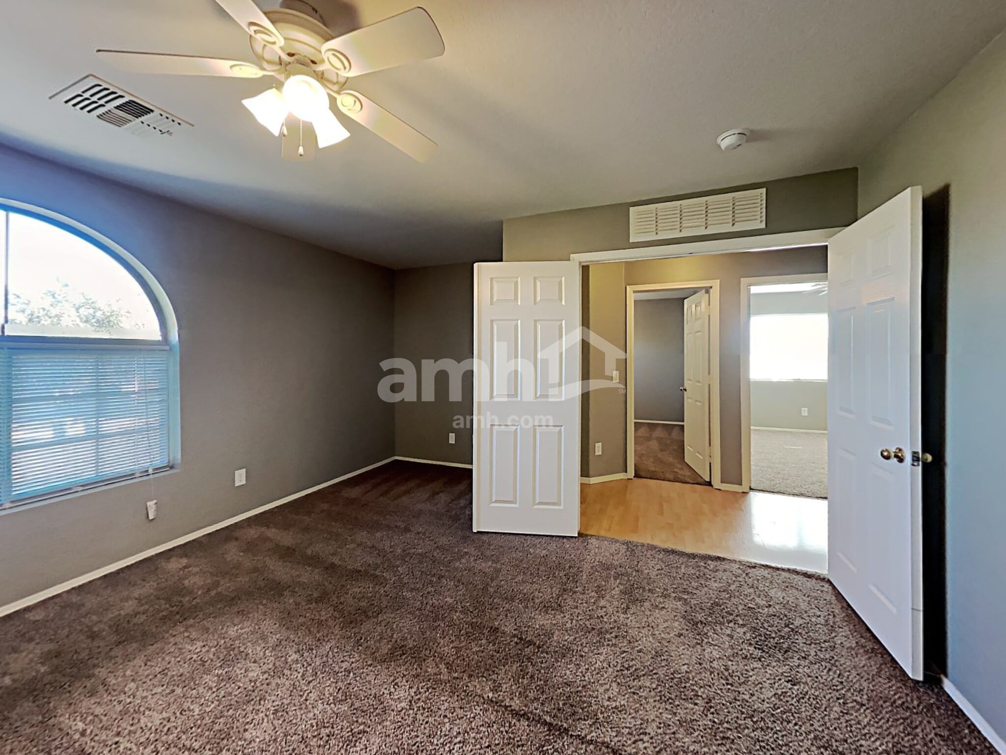 Building Photo - 14832 N 124th Ln