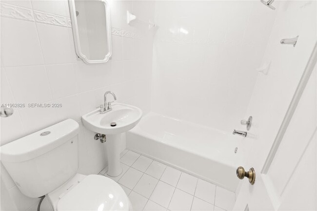 Building Photo - 6365 SW 33rd St