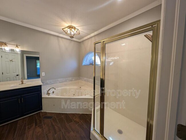 Building Photo - 9914 S 99th E Ave