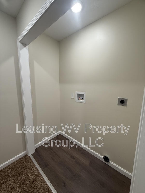 Building Photo - 129 Christian Ct