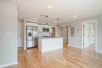 Building Photo - 1710 Cambridge St