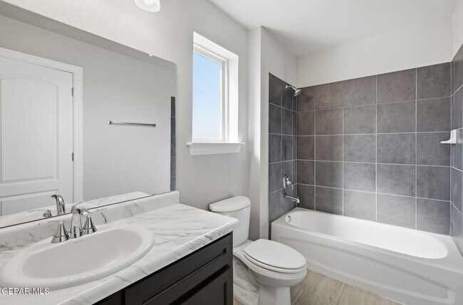 Building Photo - 14561 Desert Poppy Ct