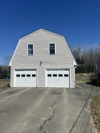 Building Photo - 53 Elm Ln