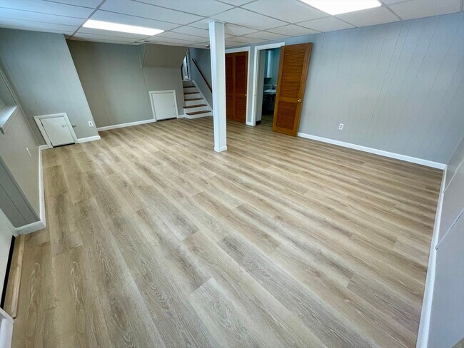 Building Photo - 34 Foster Dr