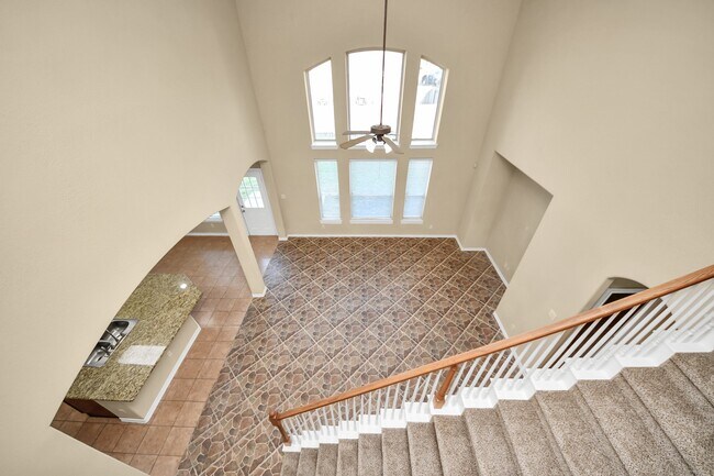 Building Photo - 4607 Aspen Leaf Ln