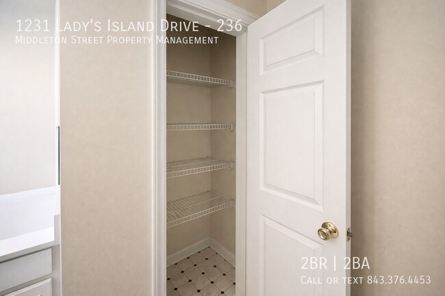 Building Photo - 1231 Ladys Island Dr