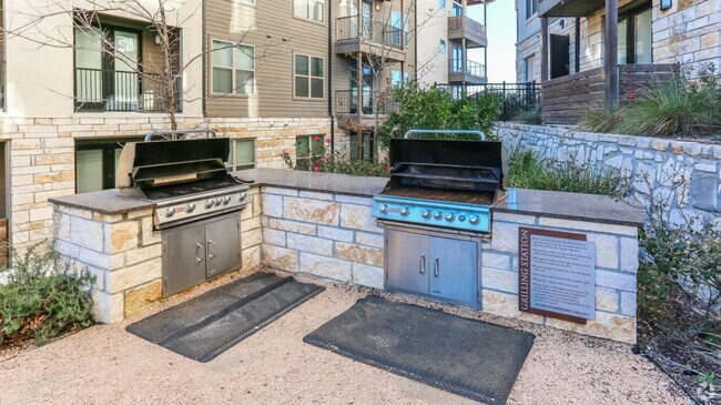 Building Photo - 18102 Talavera Ridge
