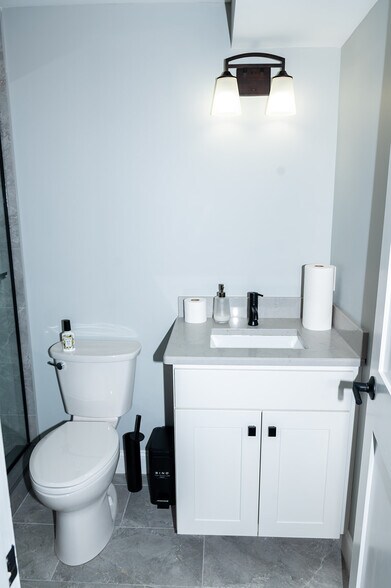 Building Photo - 30 Cate St