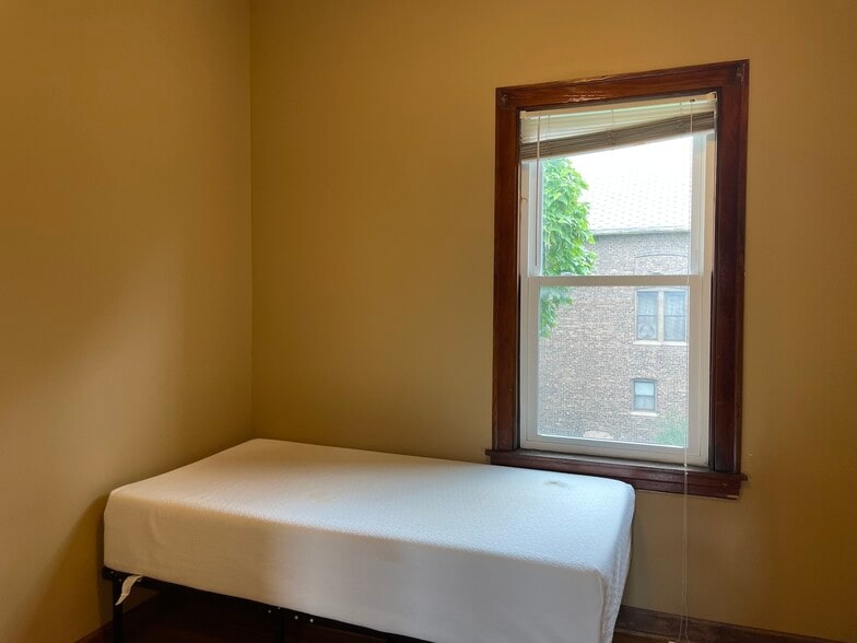 bedroom 2 - 2877 S Throop St