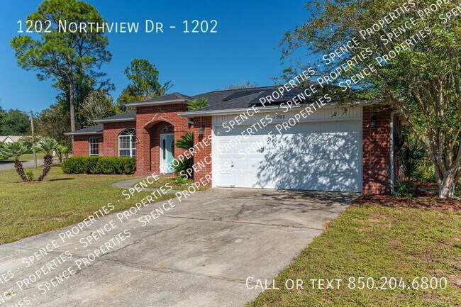 Building Photo - 1202 Northview Dr