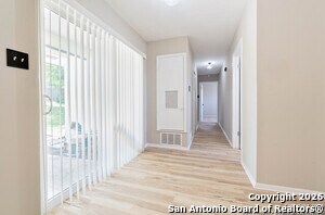 Building Photo - 2902 Big Horn Dr