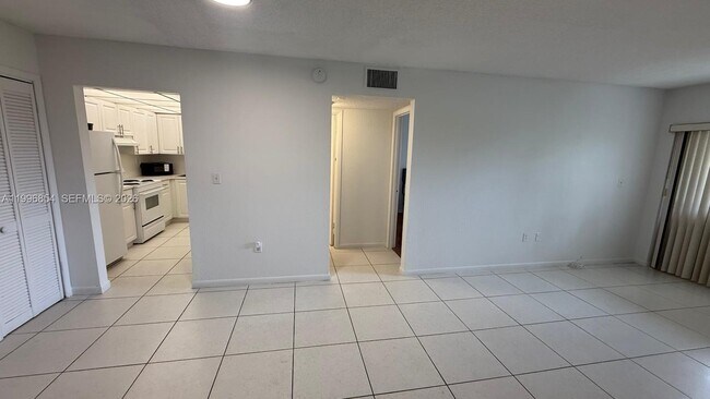 Building Photo - 17530 NW 68th Ave