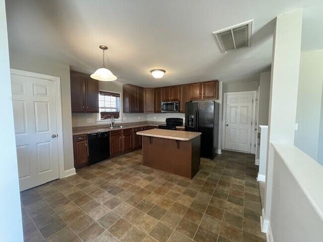 Building Photo - 410 Branchmoor Ct