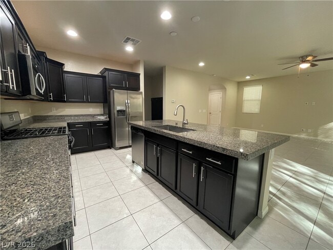 Building Photo - 149 Elm Reed Ave