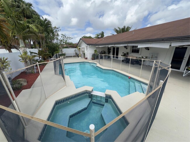 Building Photo - 10600 SW 146th Ct
