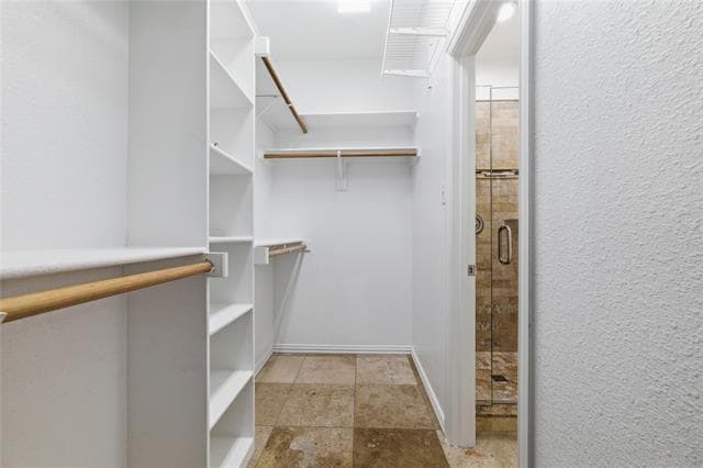 Building Photo - 4263 Towne Lake Ct