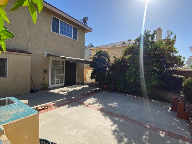 Building Photo - 20947 Hackney St