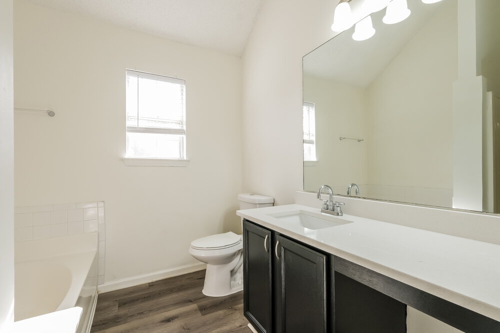 Building Photo - 3444 Sumter Pl