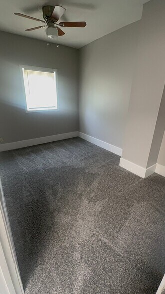 Building Photo - 1532 Abbotston St