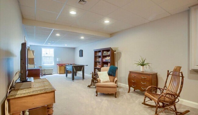 Building Photo - 834 Northern Spy Dr