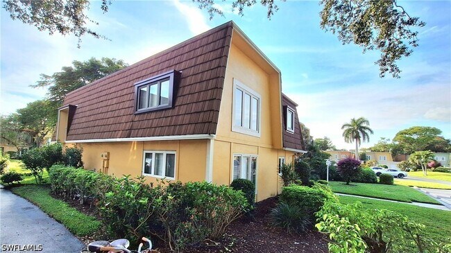 Building Photo - 406 Meadowlark Ln