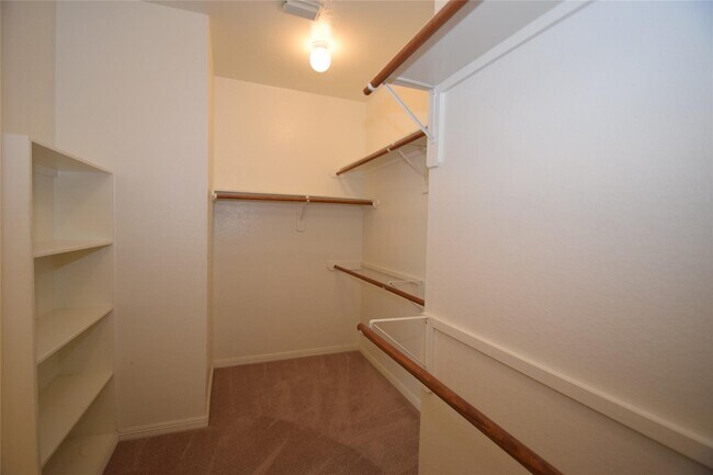 Building Photo - 5011 Quiet Falls Ct